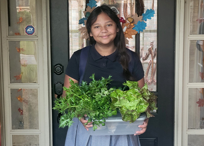 Fridays on the Farm: Urban Youth Loan Borrower Grows Lettuce and a Passion for Hydroponics 
